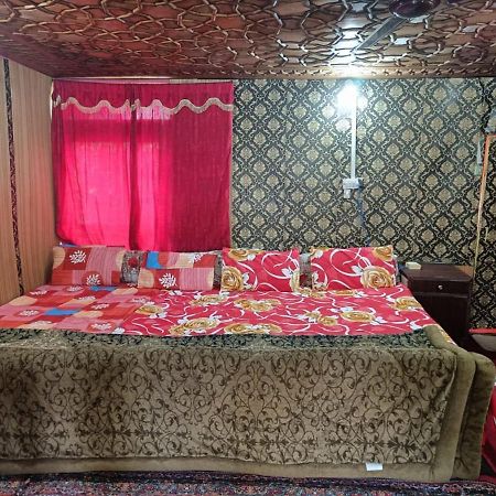 Island Apartment Srinagar  Bagian luar foto