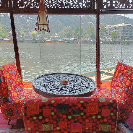 Island Apartment Srinagar  Bagian luar foto